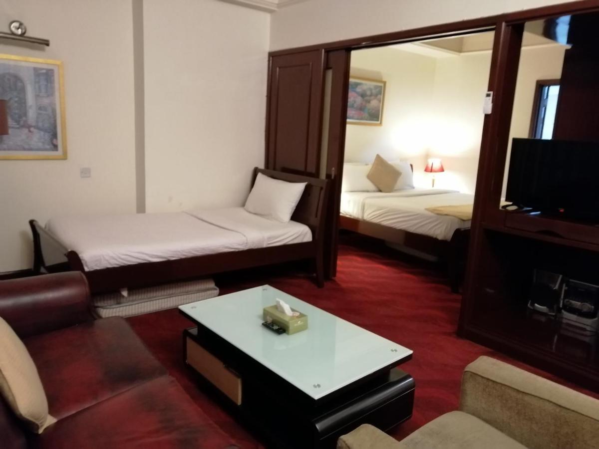 Kl Landmark Apartment At Berjay Times Square Kuala Lumpur Buitenkant foto